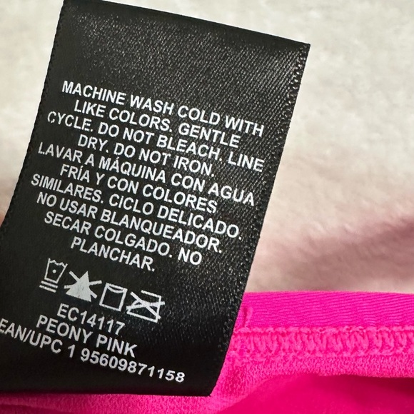 Essentials by CATALINA  Pink One Piece Swimsuit with Ruched Bodice Size M (8-10) - Picture 6 of 9